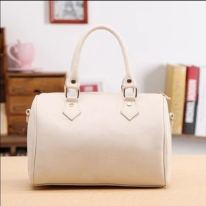 Women's PU Leather bag. AVAILABLE NOW. ORDER